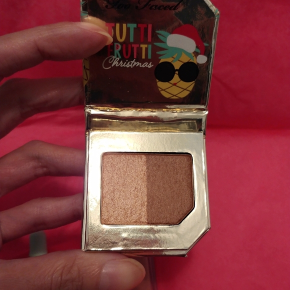 🎄FIRM! NWT TOO FACED TUTTI FRUITTI CHRISTMAS FRUIT CAKE LIMITED EDITION BOX SET - Picture 8 of 8